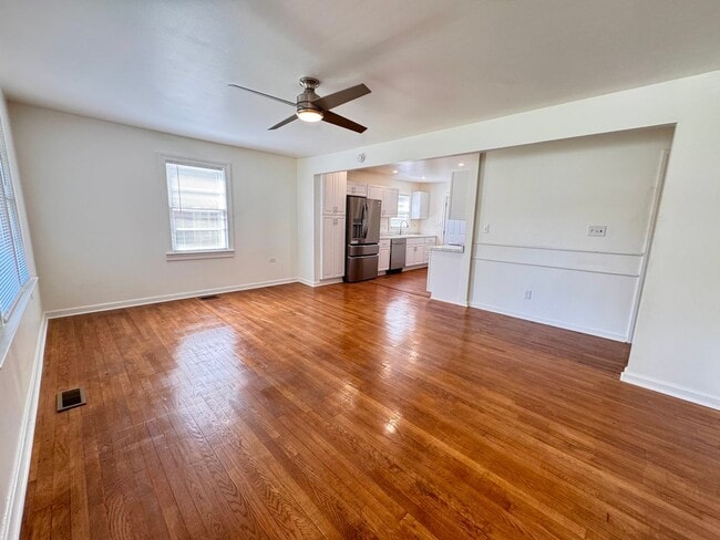Building Photo - The Home You’ve Been Searching For!