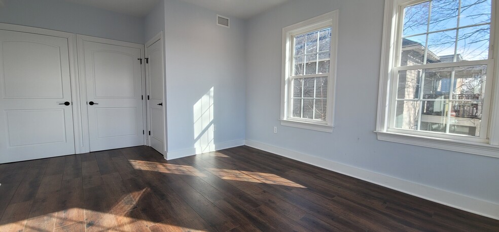 Master Bedroom - 3 Castlerock St