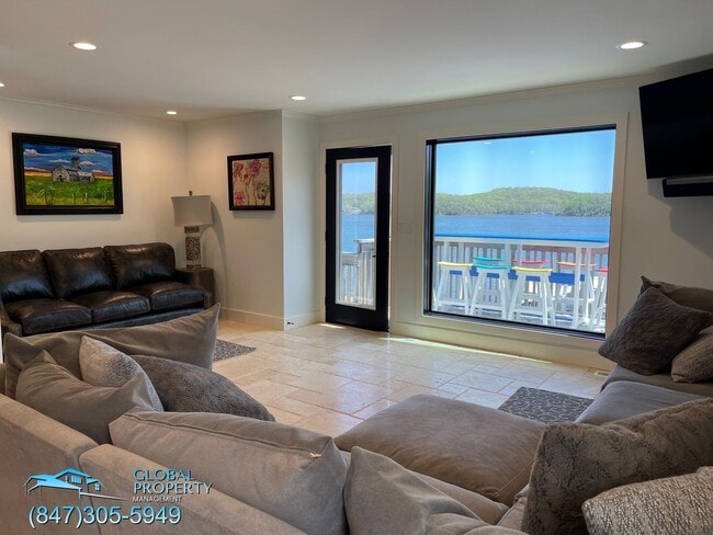 Building Photo - 880 Wading Bird Rd