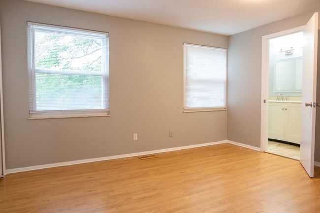 Building Photo - 3125 Tromley Ct