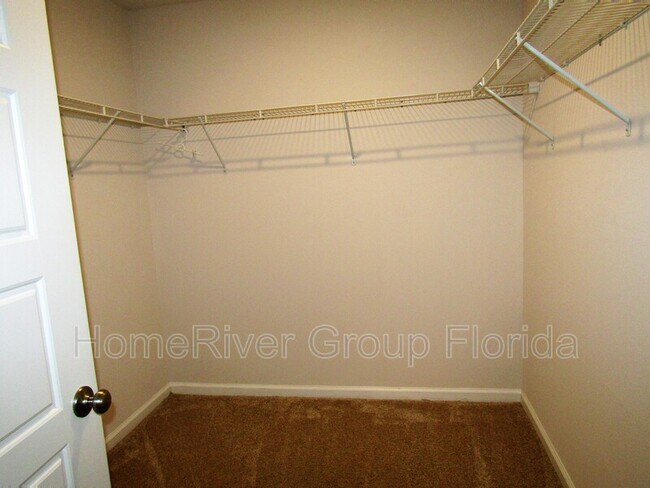 Building Photo - 2379 Kirkwood Dr