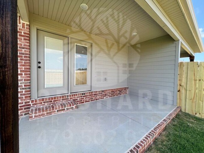 Building Photo - Tontitown | Dalton Plan- 3 Bed/ 2 Bath w/ 2 Car Garage
