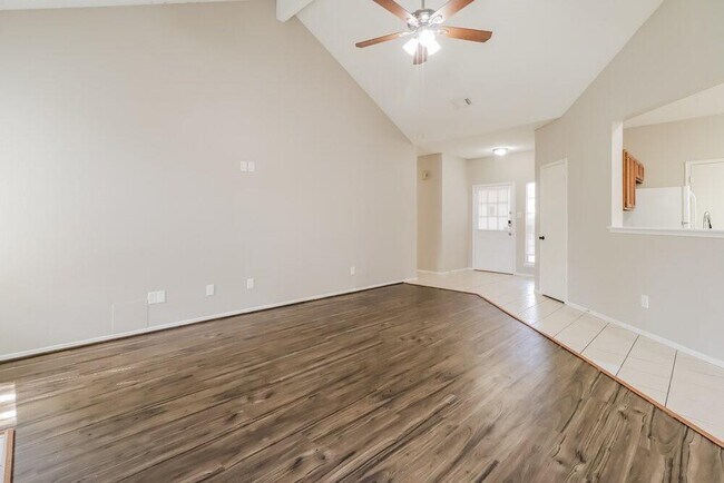 Building Photo - 22919 Pebworth Pl