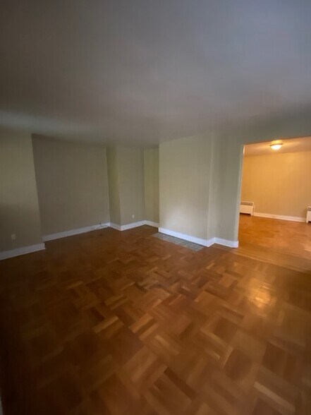 Living Room - 6307 Morrowfield Ave