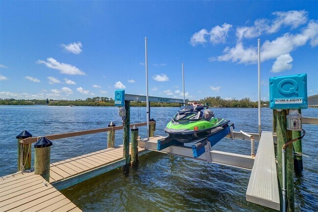 Building Photo - 1705 Meyers Cove Dr
