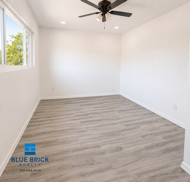 Building Photo - 628 S Burger Ave