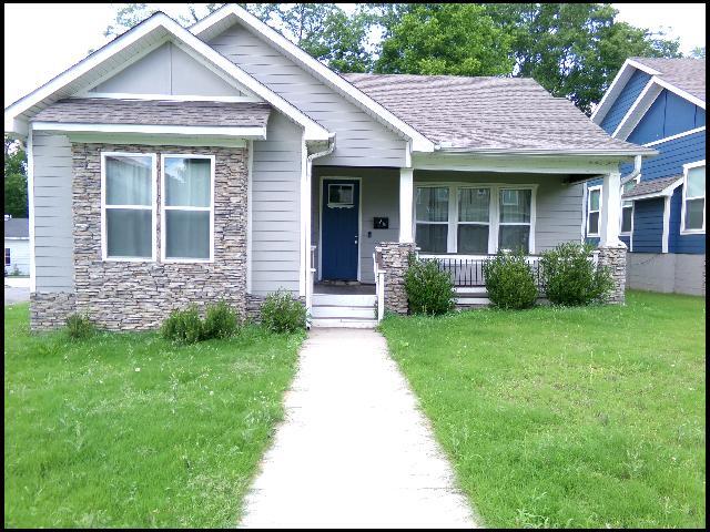 Building Photo - 3206 S Izard St
