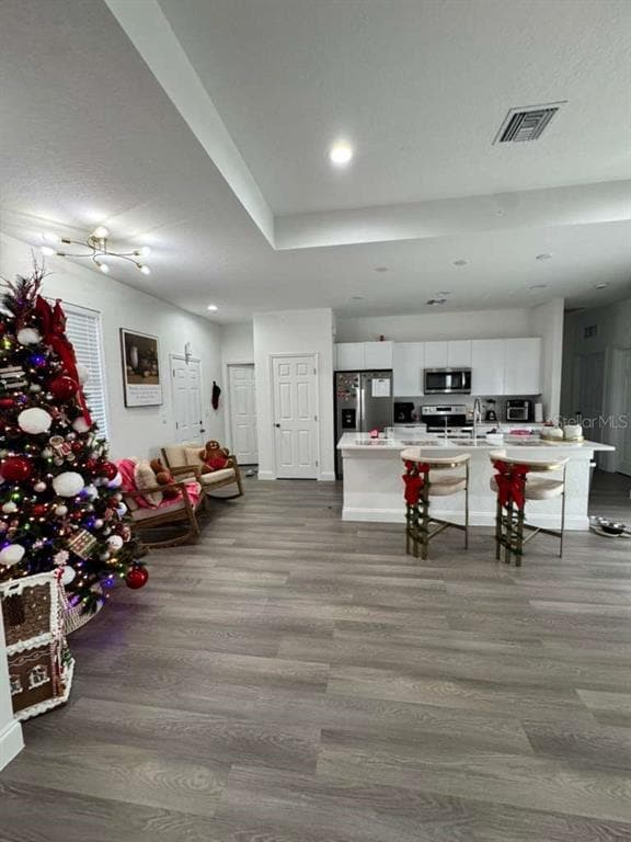 Building Photo - 407 Ranier Ave