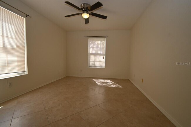 Building Photo - 36009 Deer Creek Dr