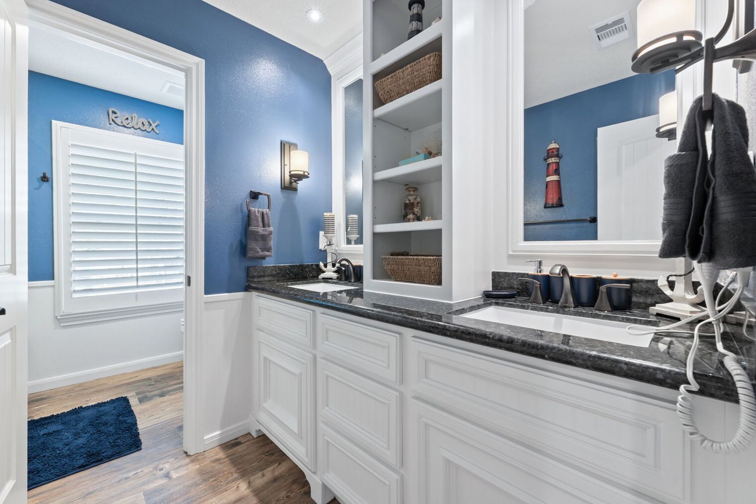 Building Photo - 9123 Kerr Dr