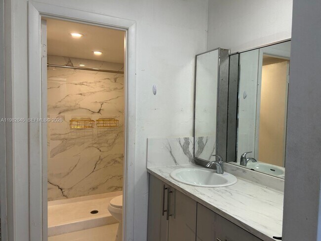 Building Photo - 3751 Environ Blvd