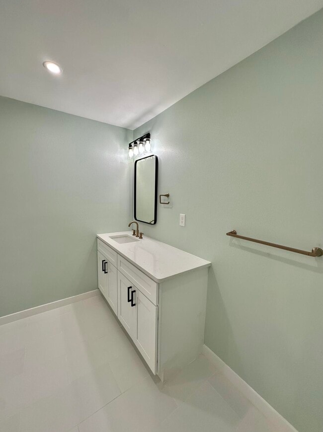 Building Photo - 5426 22nd St