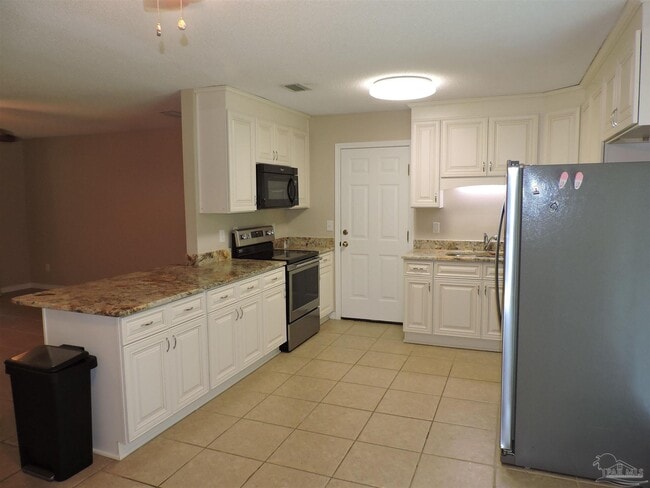 Building Photo - 1020 Sagebrush Trail