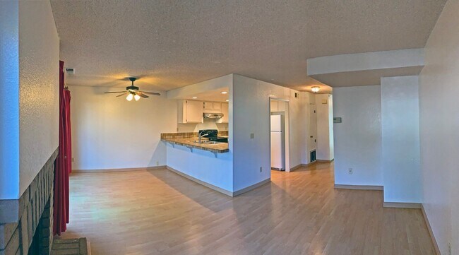 Building Photo - Great 2 Bedroom Home in Central Santa Clara!