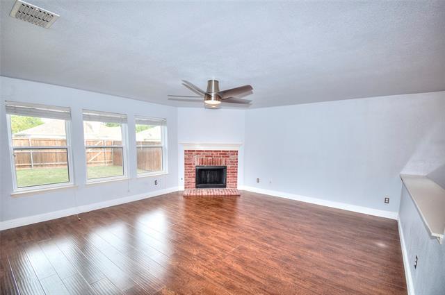 Building Photo - 3913 Plymouth Dr