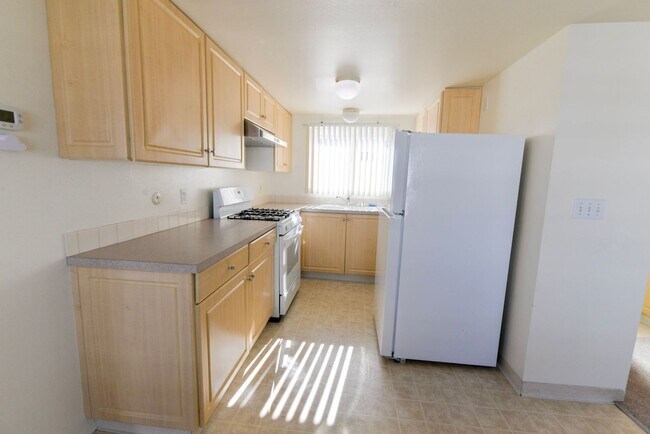 Building Photo - Sunny 2BR/2BA Coastal Retreat — Steps from the Sand with Ocean Breezes