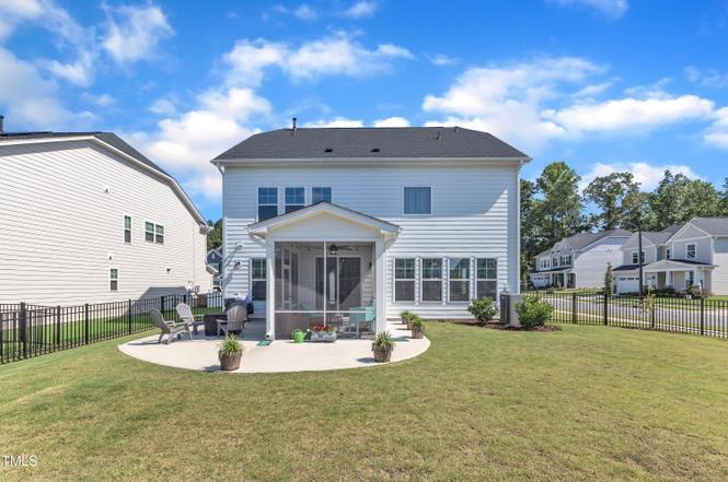 Building Photo - 1526 Cloverfield Ct