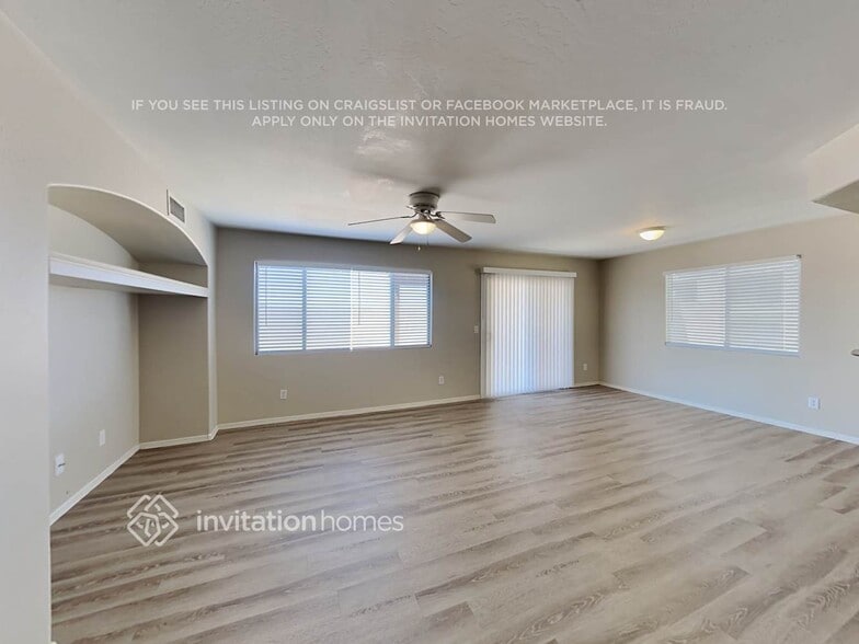 Building Photo - 11290 W Harrison St