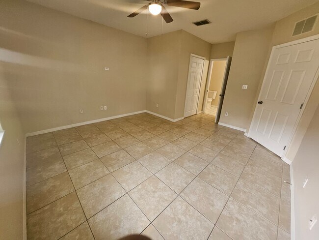 Building Photo - 13216 Villa Vista Dr