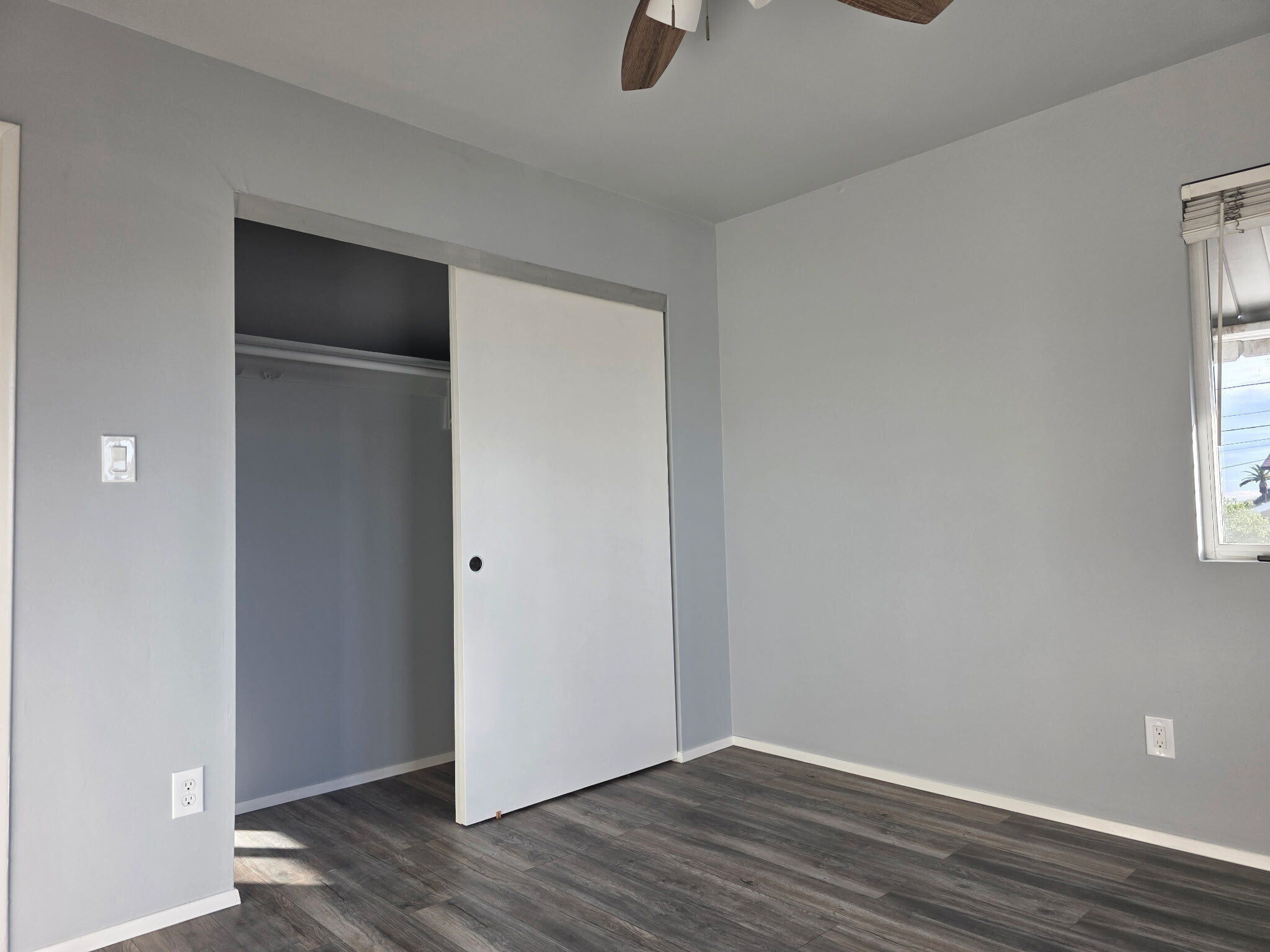 Building Photo - 4126 E 2nd St