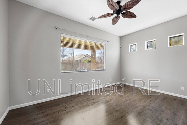 Building Photo - 4795 Edgemont Rd
