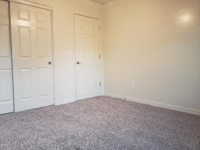 Building Photo - 5750 W Raymond St