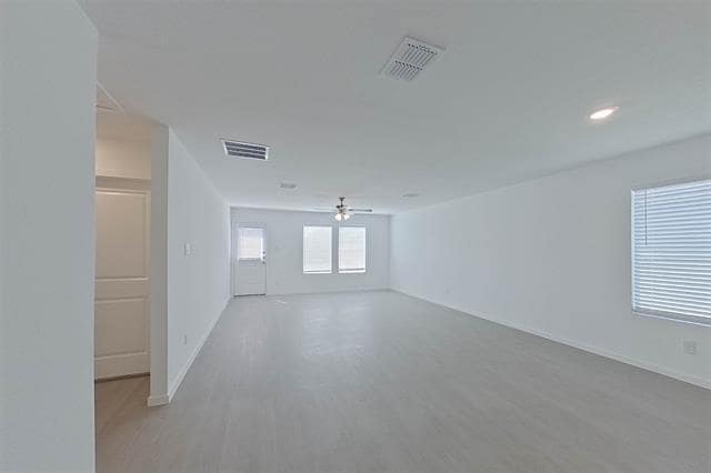 Building Photo - 814 Ginkgo Wy