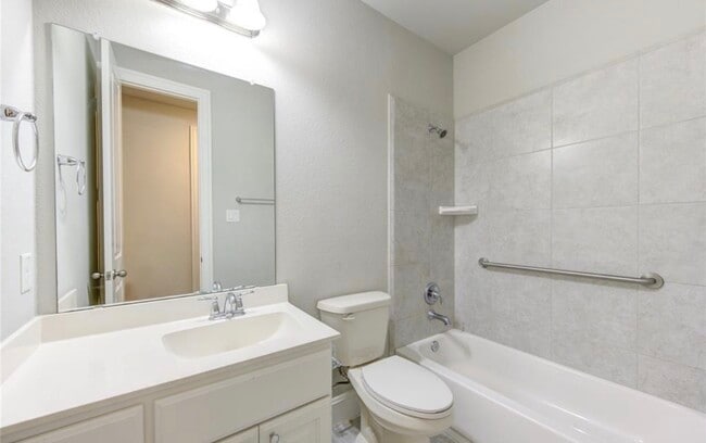 Building Photo - 29419 Wood Lily Dr