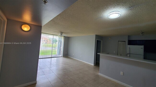 Building Photo - 7888 Sonoma Springs Cir