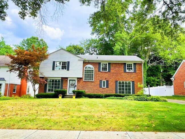 Primary Photo - 309 Dorchester Rd