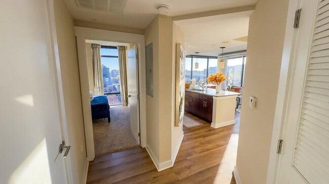 Building Photo - 1901 9th St NW