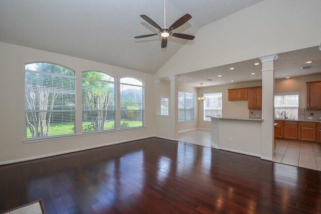 Building Photo - 4914 Big Spring Cir