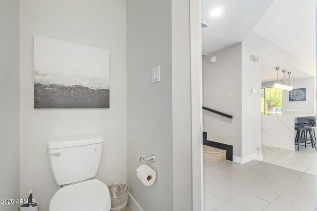 Building Photo - 1413 W Coral Reef Dr