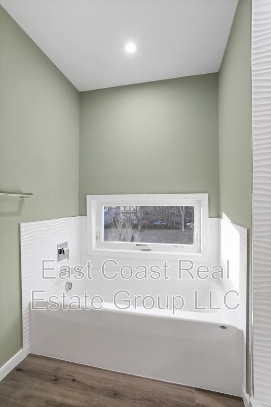 Building Photo - 530 N 3rd St