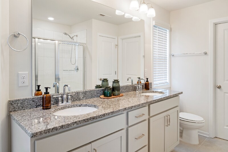 Building Photo - 470 Wheatfield Rd