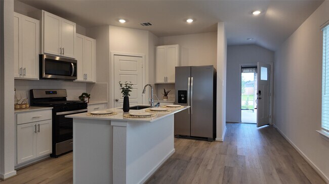 Building Photo - 14312 Grey Pointe Ct