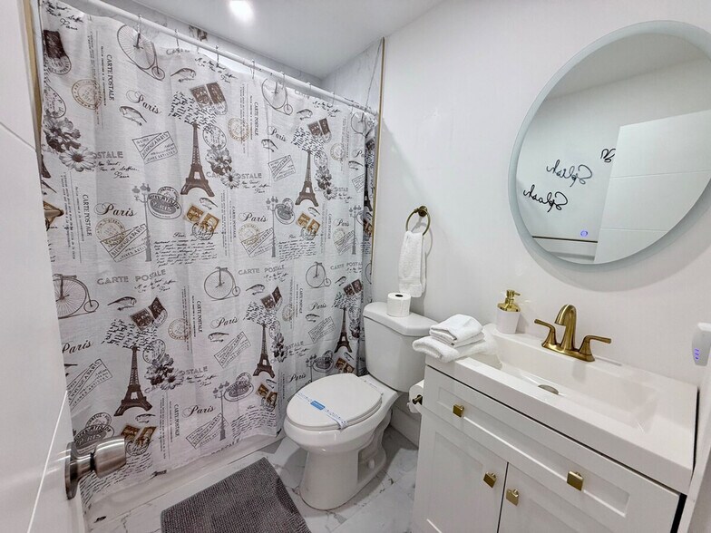 Building Photo - 20423 NW 29th Pl