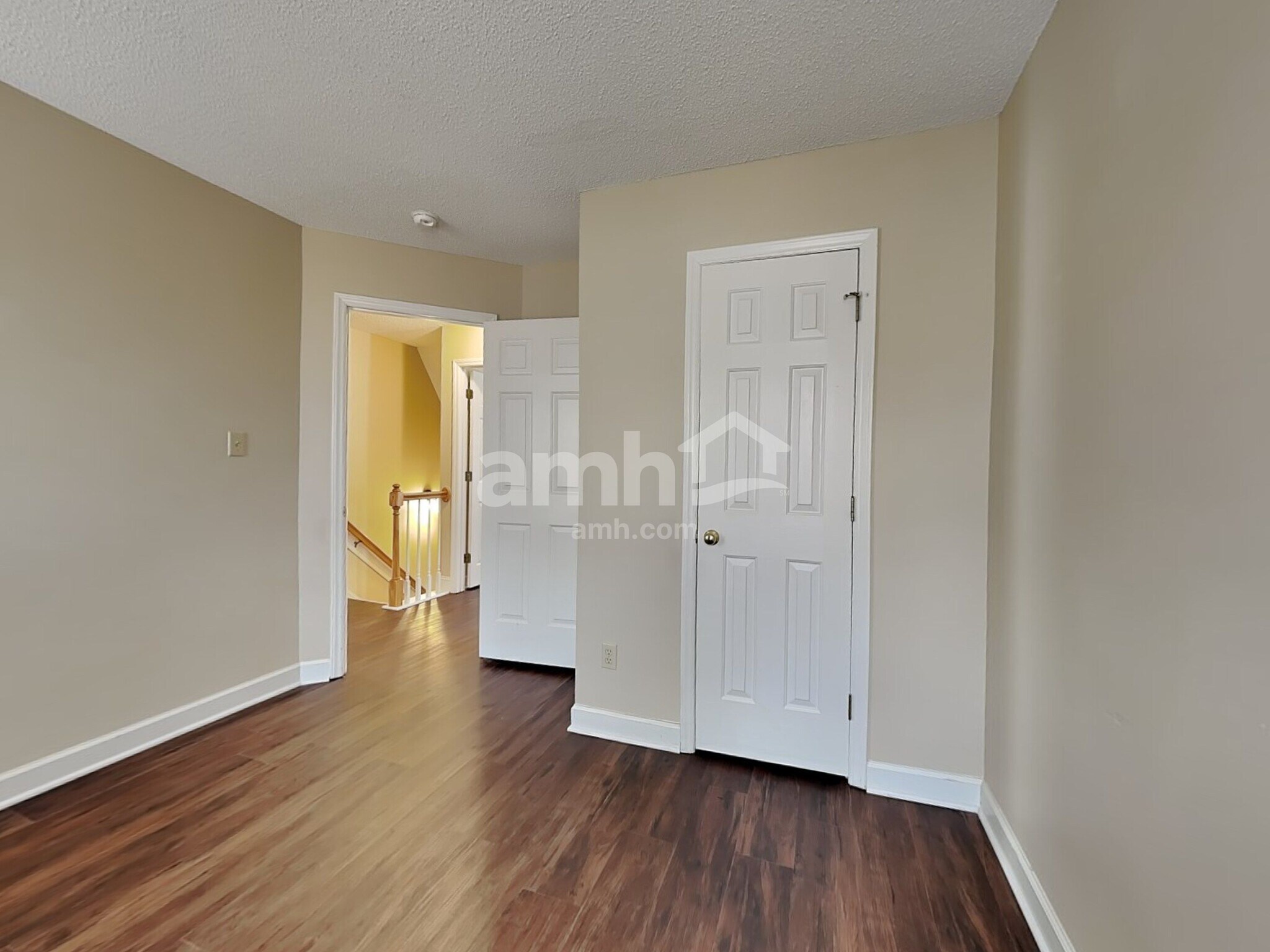 Building Photo - 425 Craver Pointe Dr