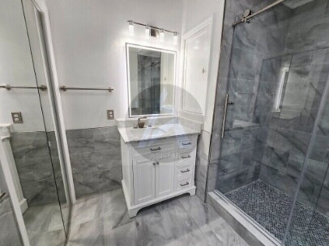 Building Photo - 1041 Kennesborough Rd NW