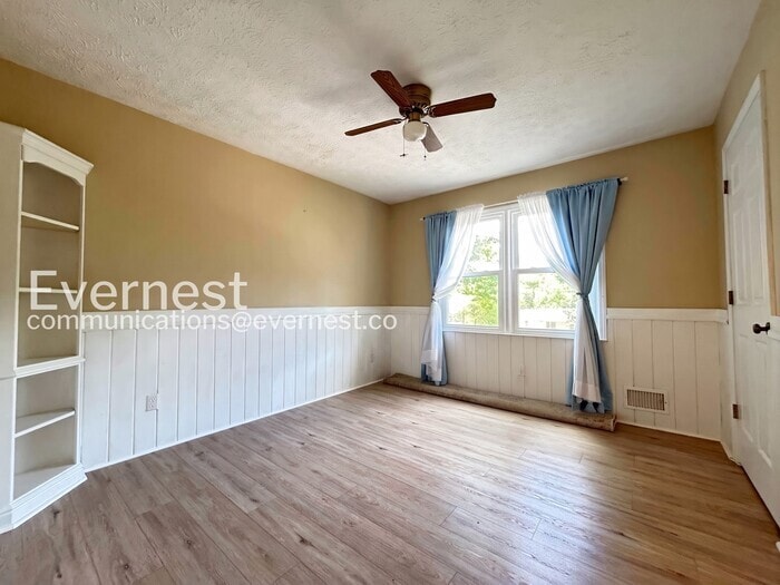 Building Photo - 2100 Toonigh Rd