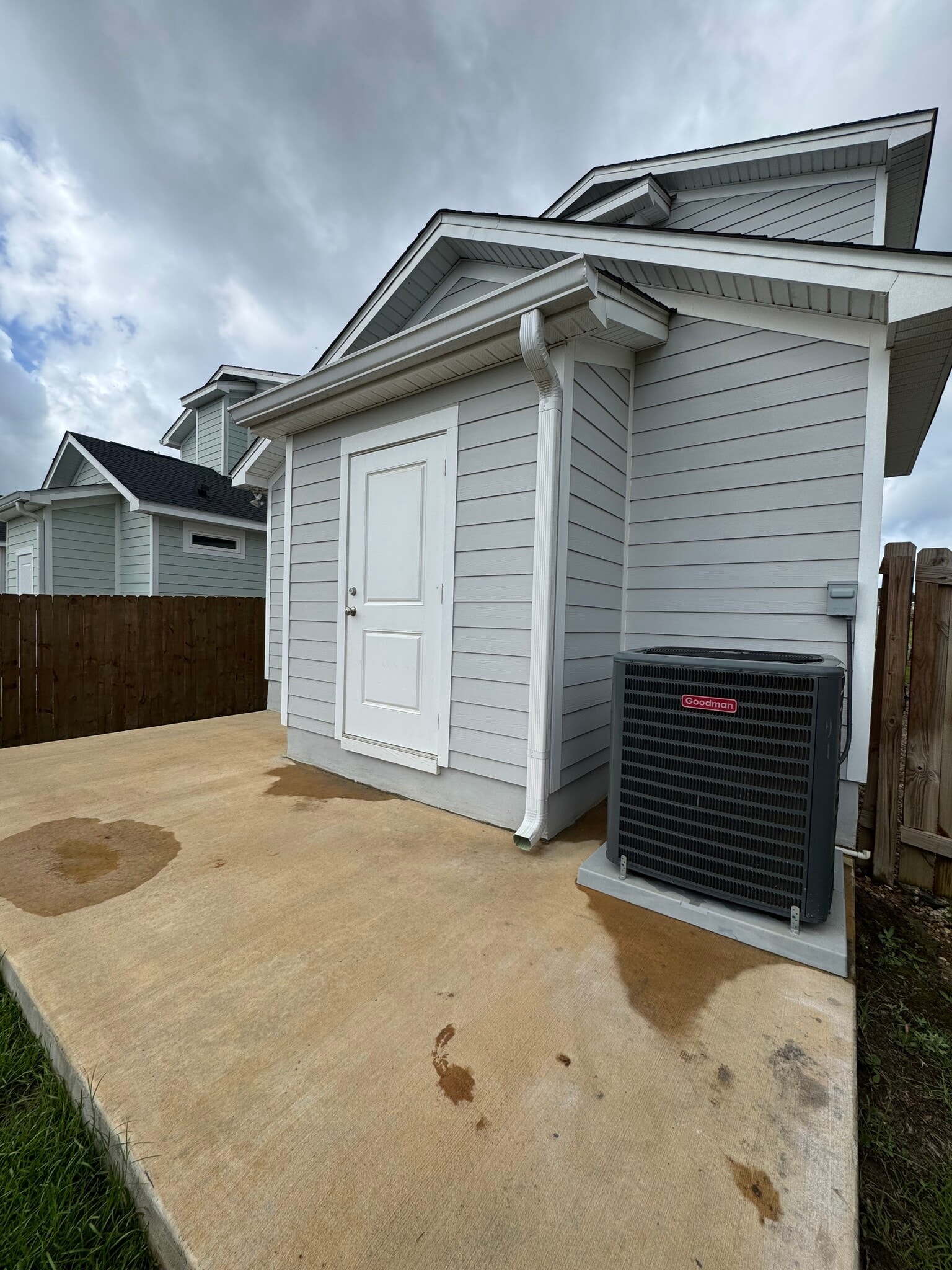 Building Photo - 3605 Meadow Vista Ln