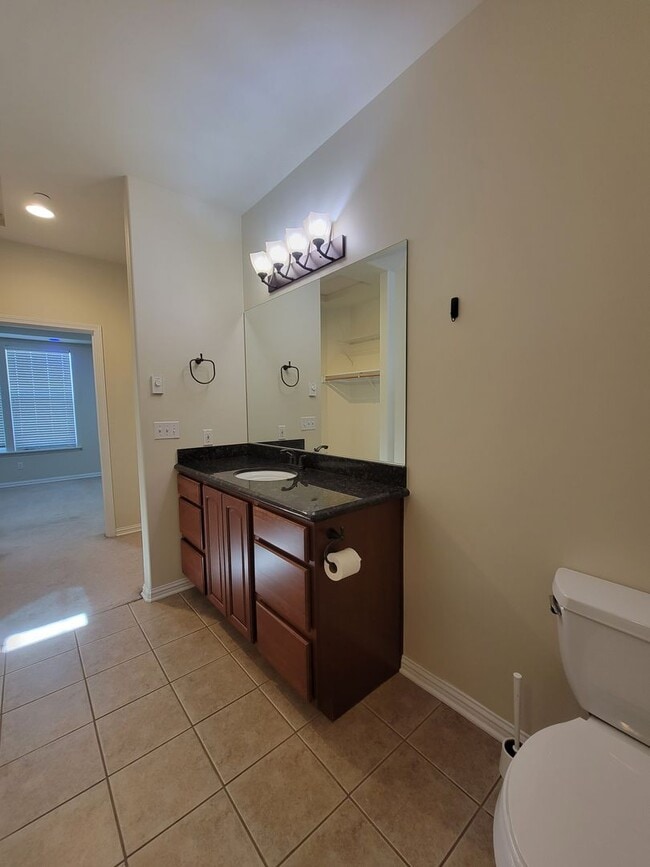 Building Photo - 2603 Plum Ct