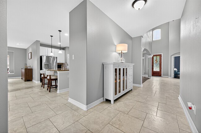 Building Photo - 6854 Adrienne Arbor Dr