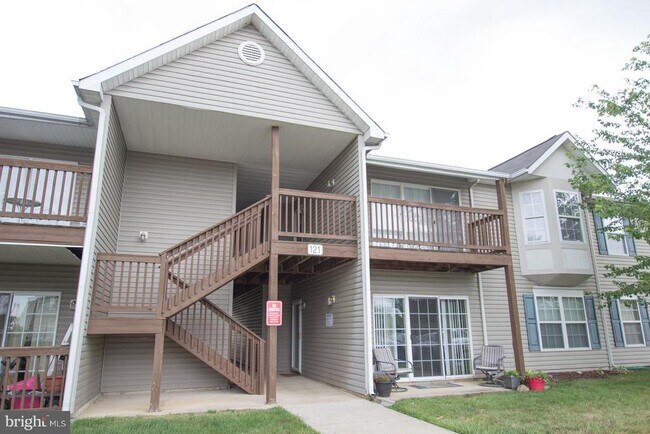Building Photo - 121 Brookland Ct