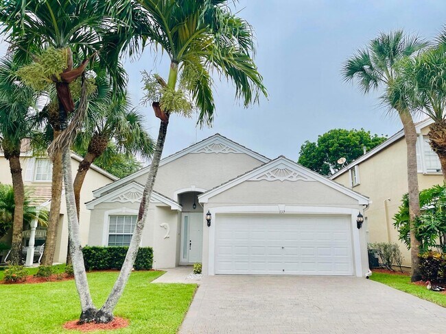 Building Photo - 137 Canterbury Pl