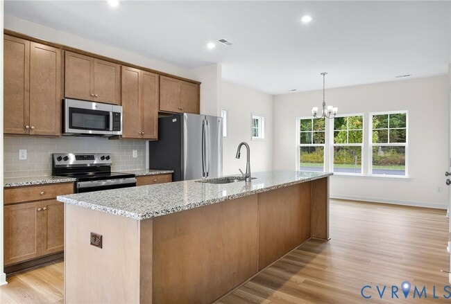 Building Photo - 231 Whiteside Rd