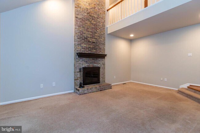 Building Photo - 7300 Scarlet Oak Ct