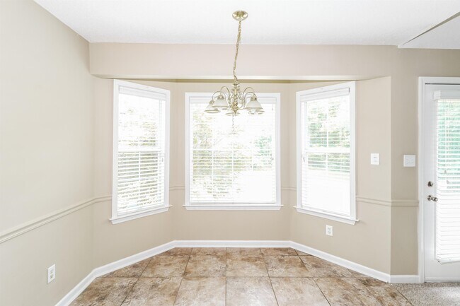 Building Photo - 7270 Amberly Way Dr
