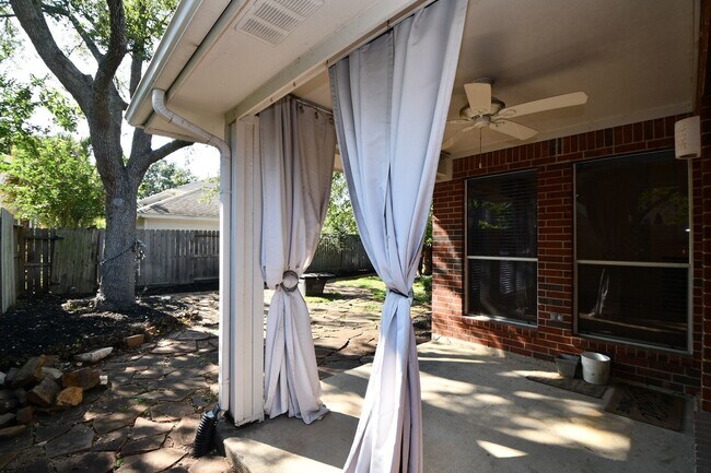 Building Photo - 1215 Wood Haven Ct