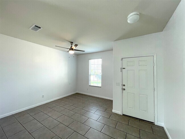 Building Photo - 6714 Dayridge Ln